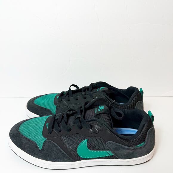 Nike SB Alleyyoop Black Green Sneakersw Size 13 NWOT main image 5